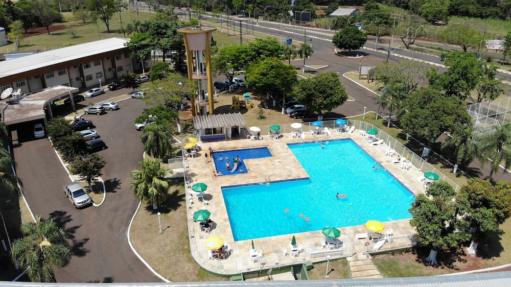 DOM PEDRO I PALACE HOTEL 40/41