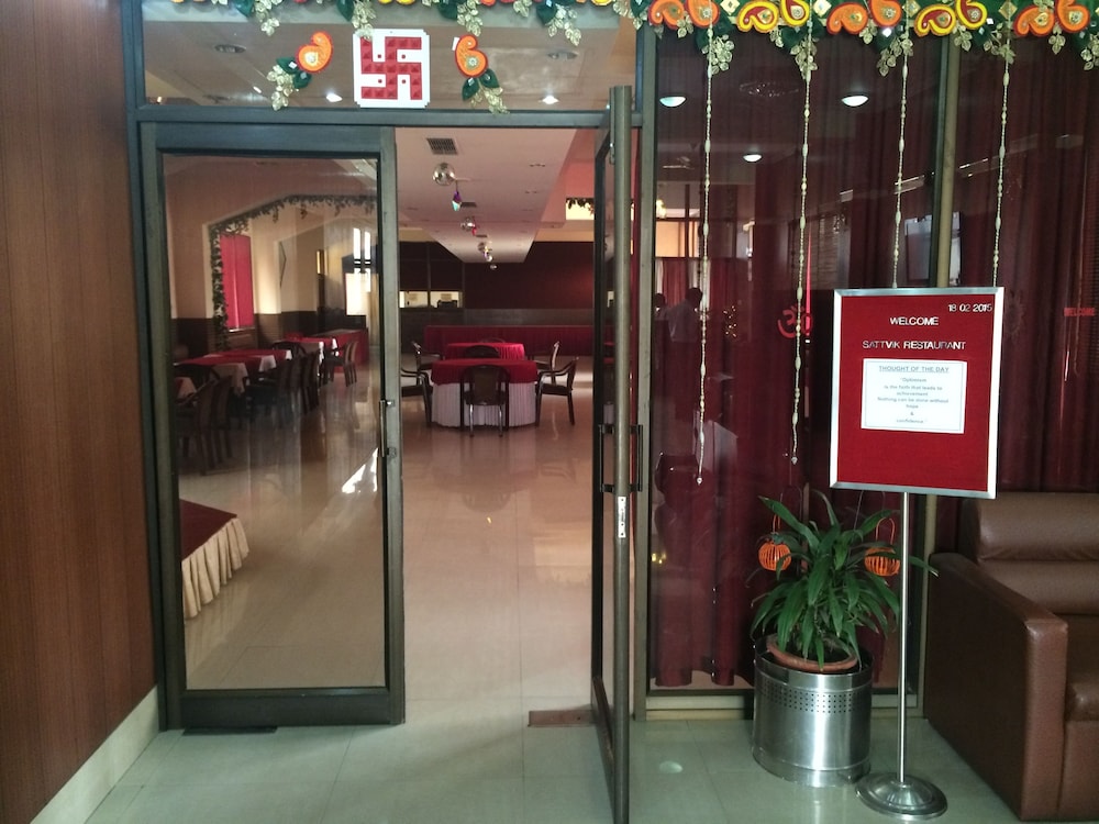 Hotel Maiden Residency 30/50