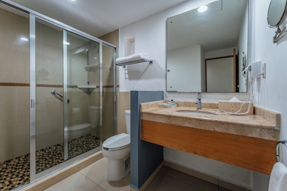 La Venta Inn Villahermosa 50/50
