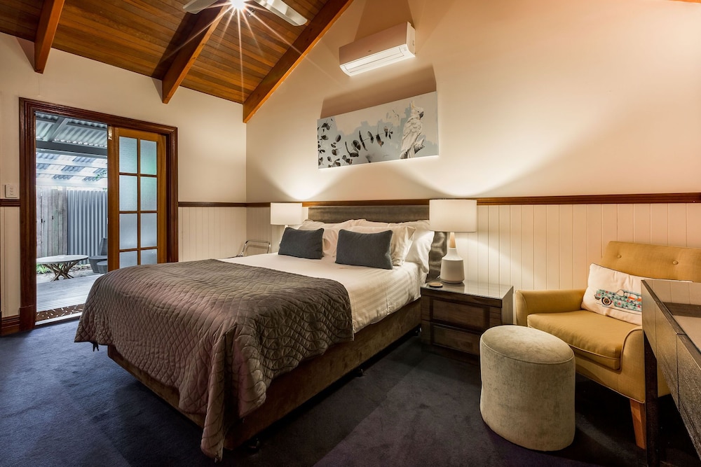 Yallingup Lodge Spa Retreat 10/50
