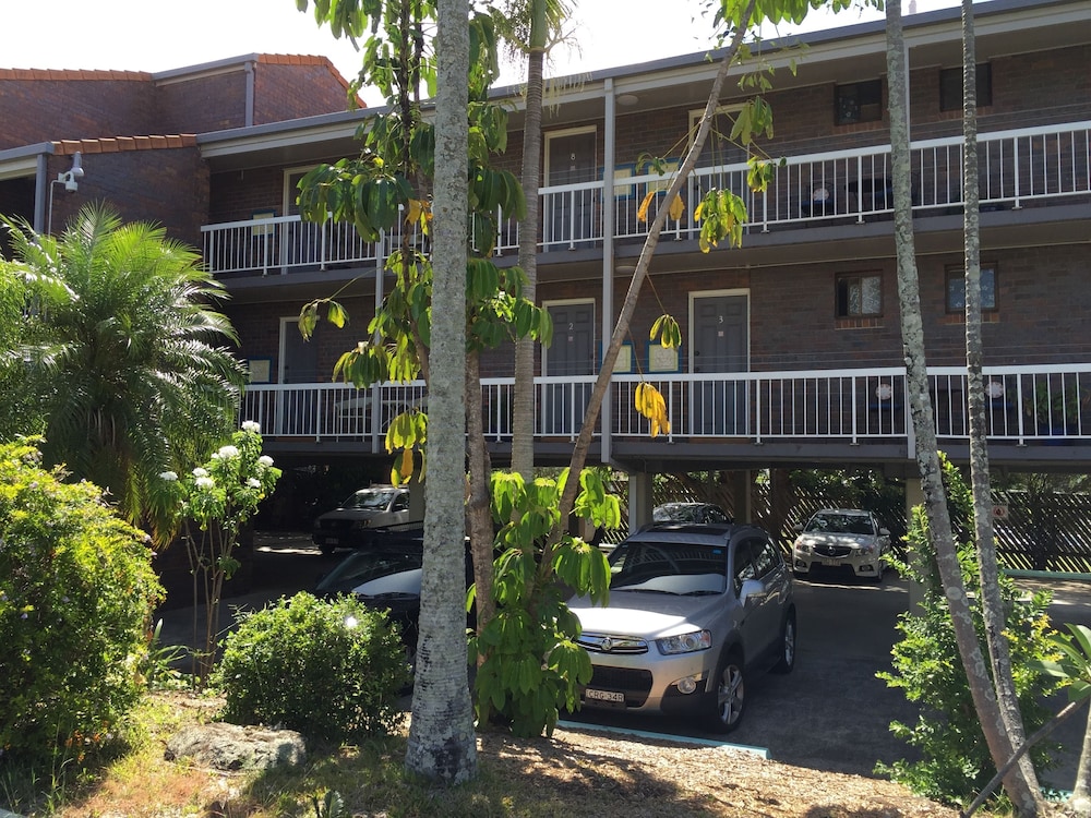Holland Park Motel 28/33