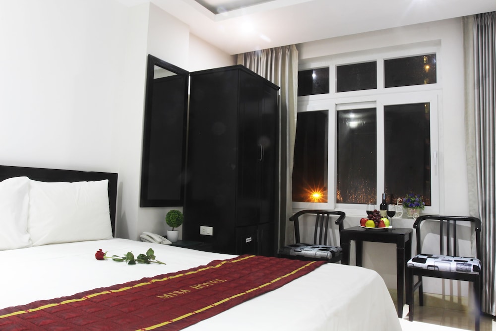 Misa Hotel 34/75
