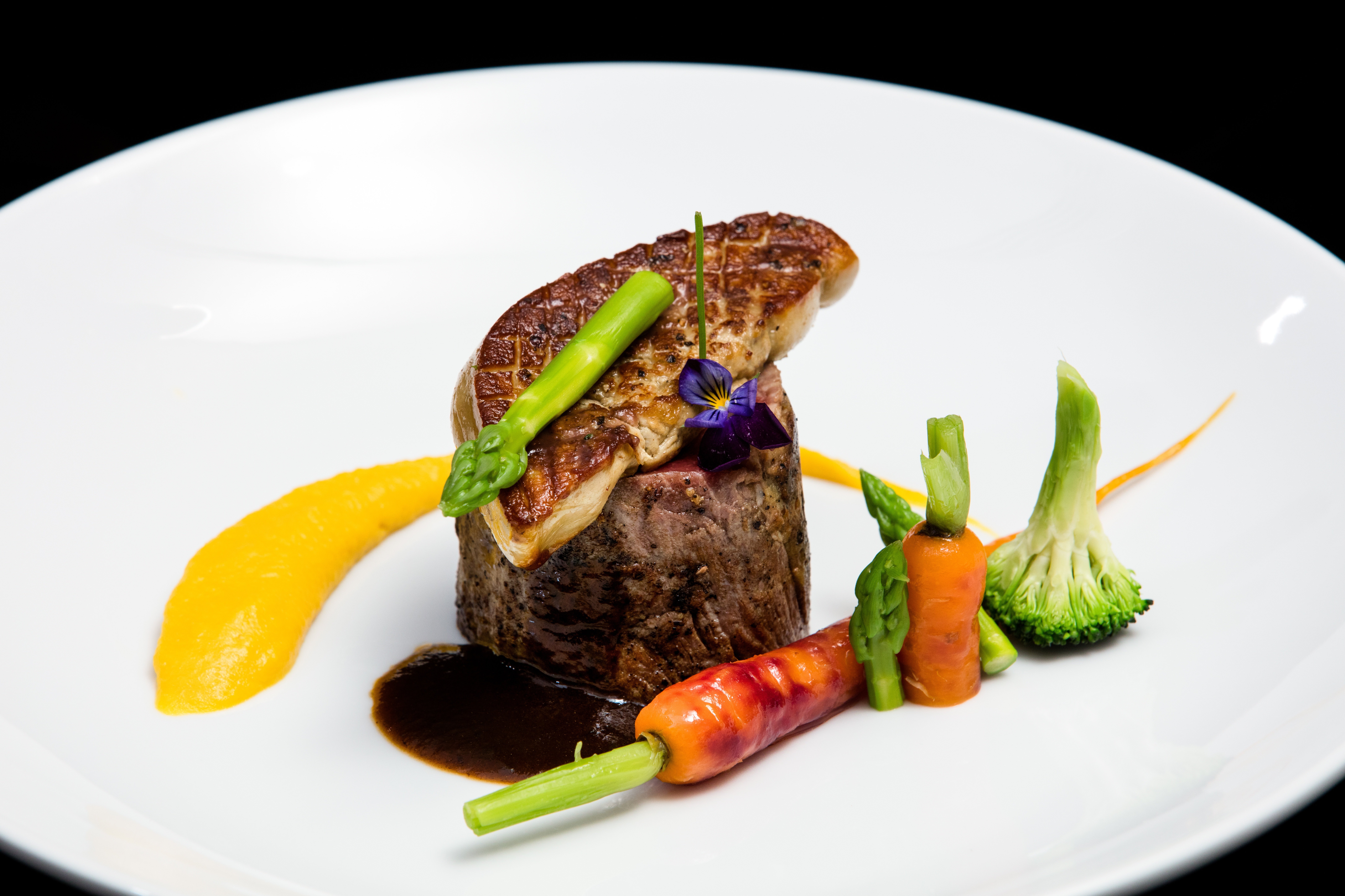 Intercontinental Hanoi Westlake 26/78
