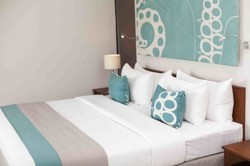 Amaya Beach Passikudah 14/50