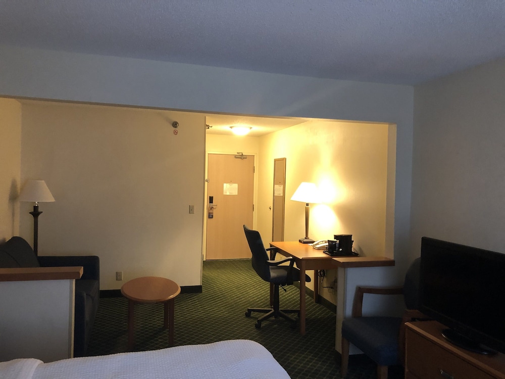 Baymont By Wyndham Coon Rapids 24/32