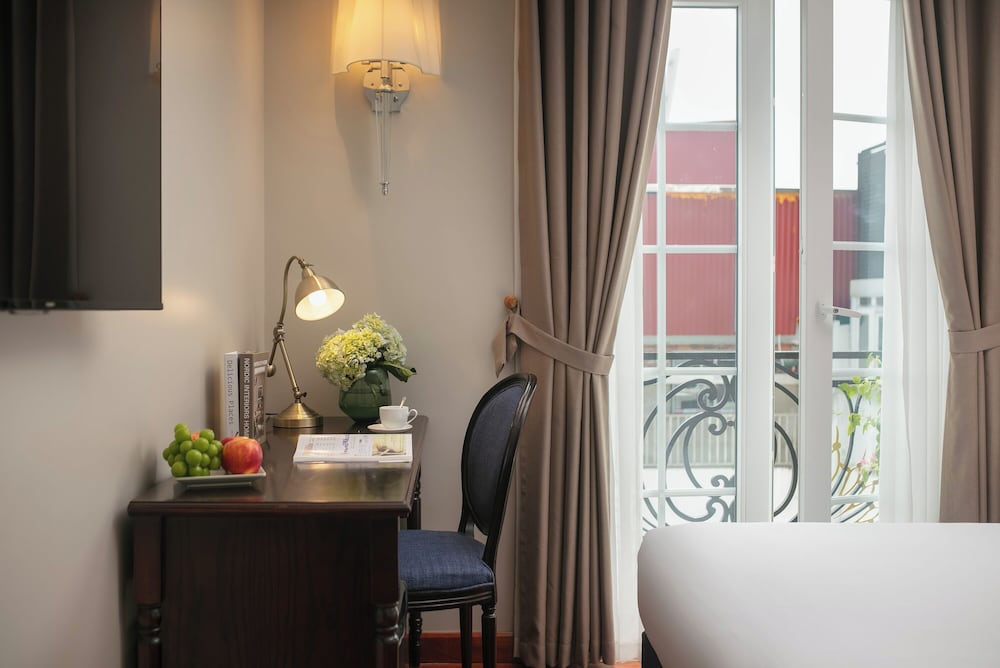 Sunline Hotel 10/50