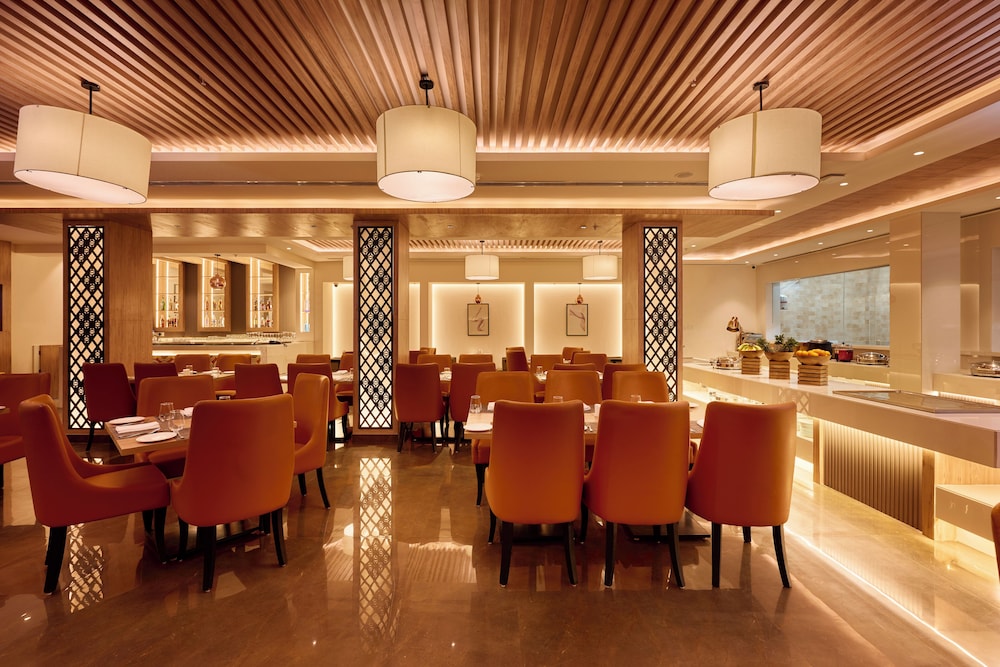 Delite Sarovar Portico Faridabad 22/30