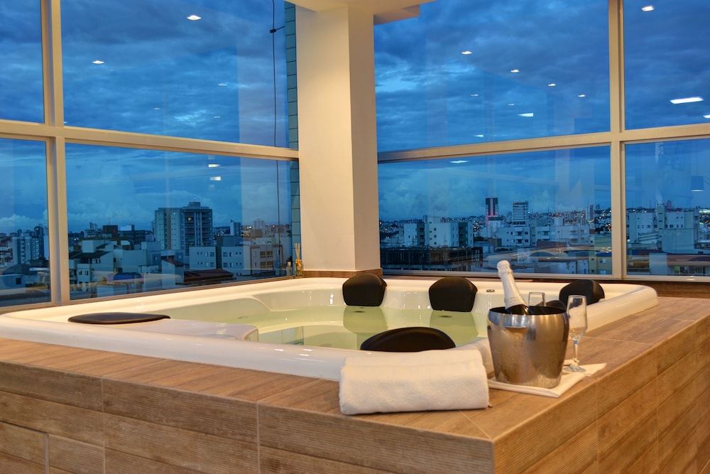 Porto Minas Hotel e Convencoes 65/71