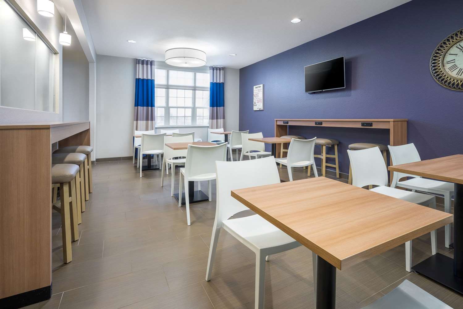 Microtel Inn And Suites By Wyndham Moorhead Fargo Area 31/39