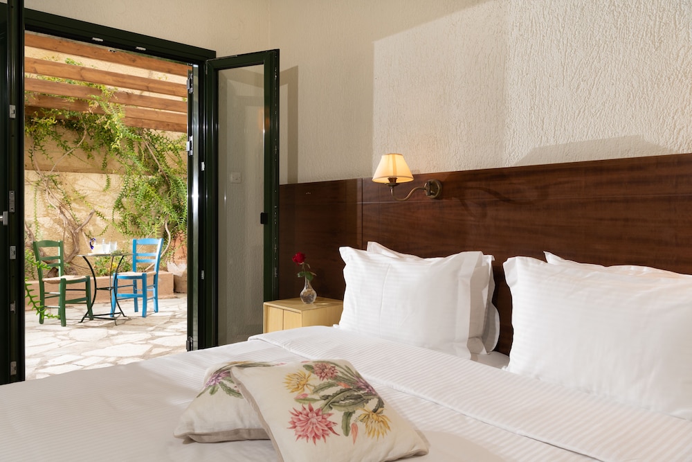 Porto Sisi Hotel Apartments 33/78