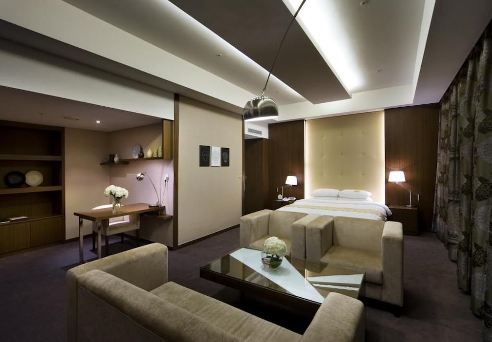 Samjung Hotel 14/44