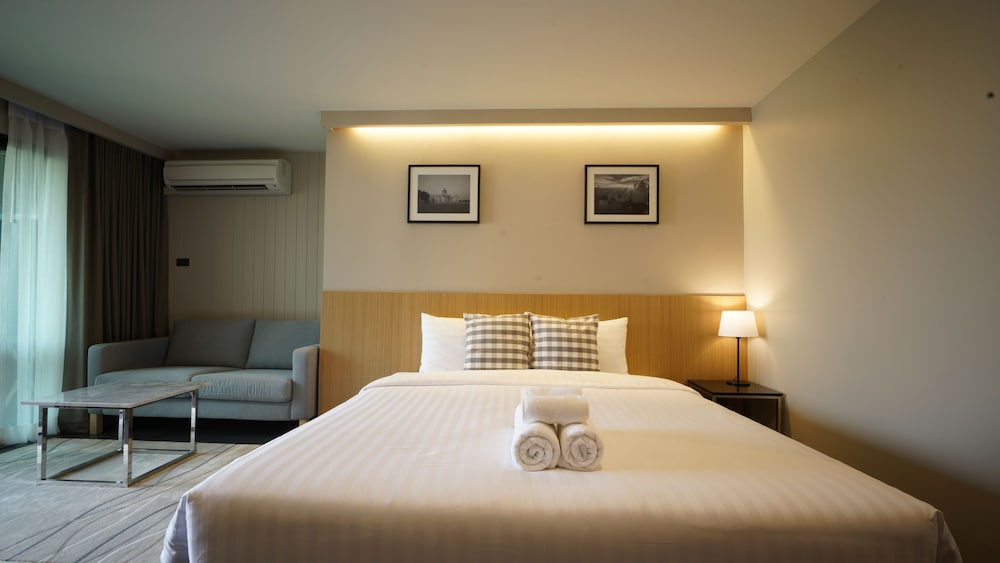 Naga Residence 24/69