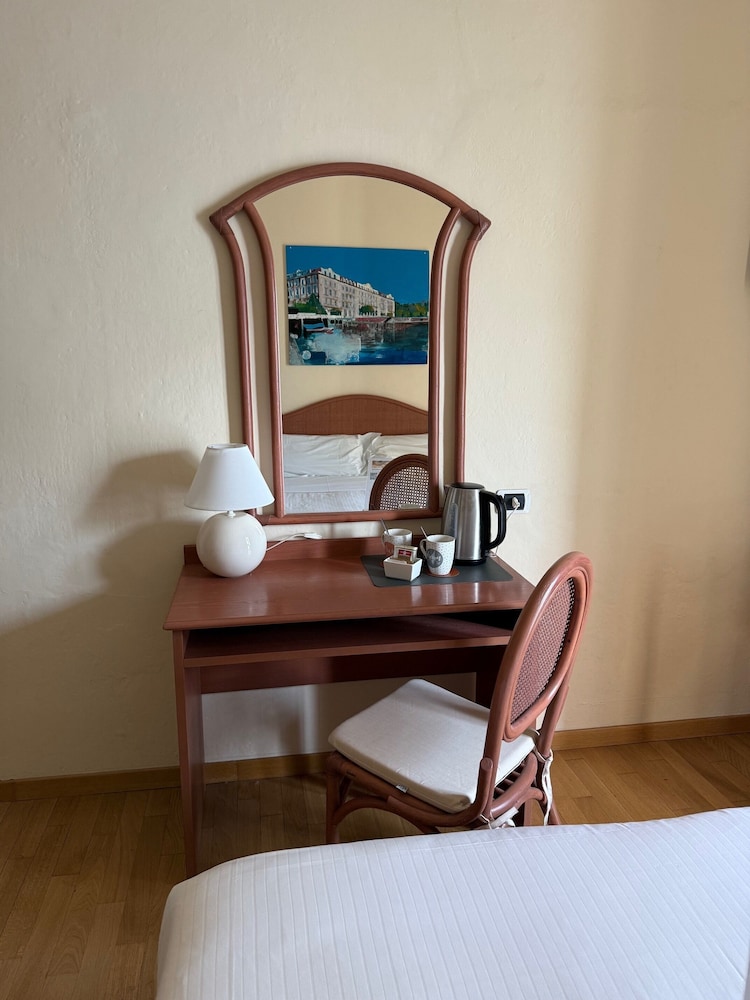 HOTEL VILLA BELVEDERE 44/68