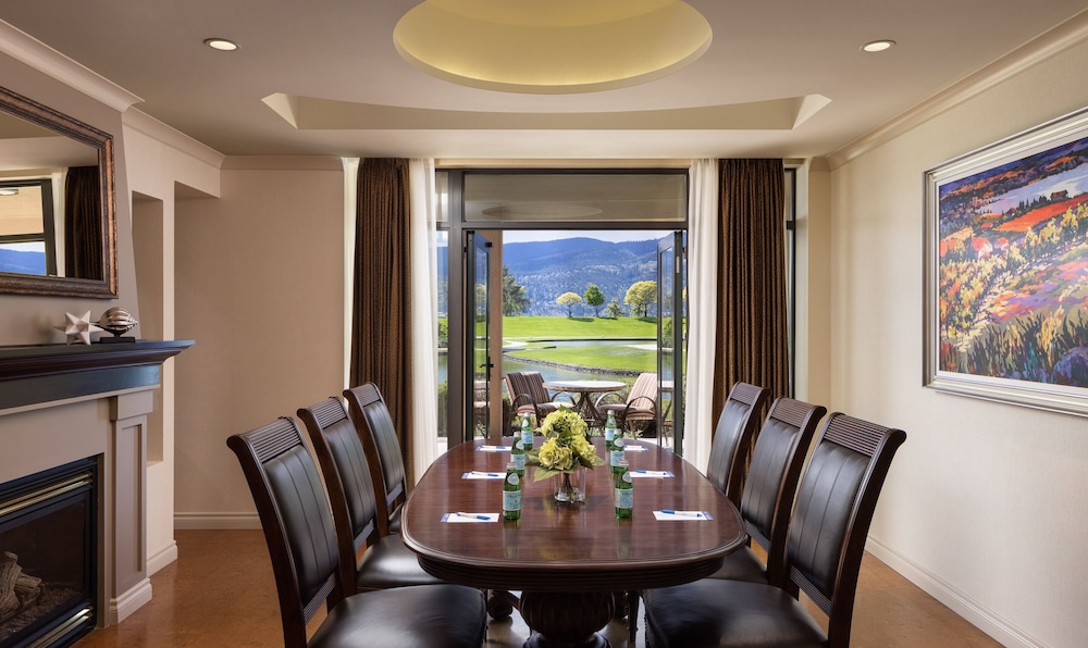 The Royal Kelowna 54/64