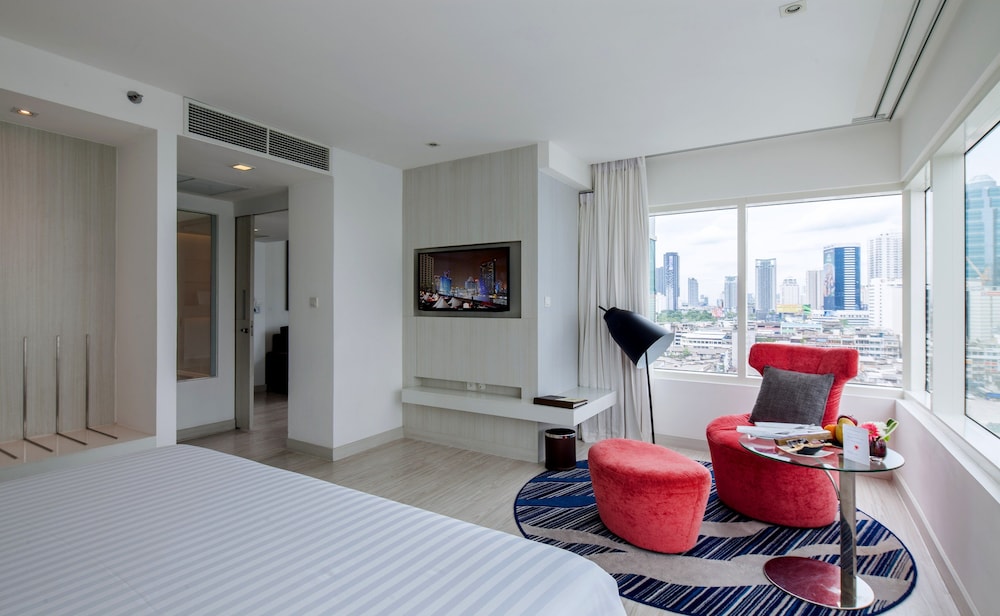 Centara Watergate Pavilion Hotel Bangkok 61/87
