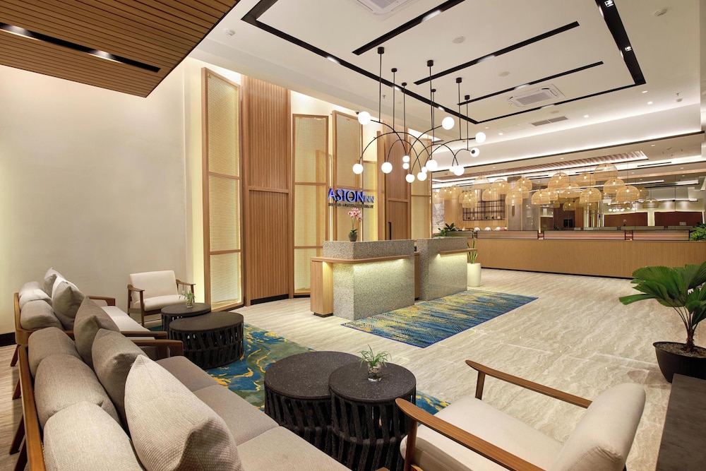Aston Inn Pantai Losari Makassar 42/55
