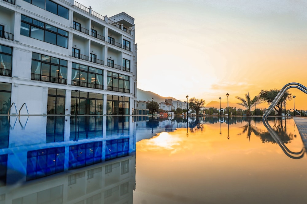Mc Palace Hotel & Spa & Convention in Çatalköy