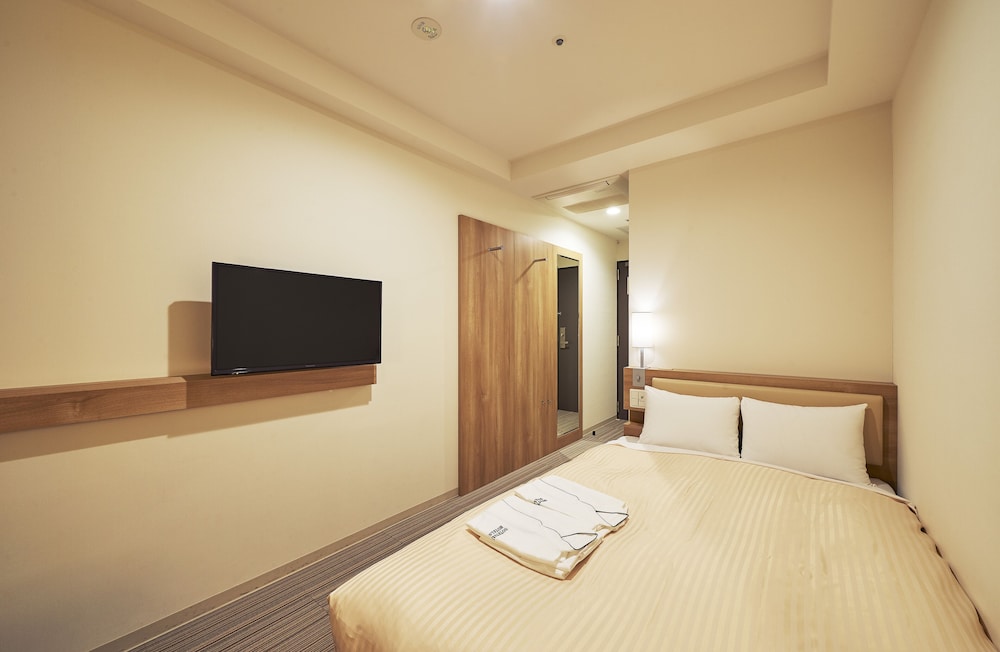 Sotetsu Fresa Inn Kanda Otemachi Hotel (ex UNIZO INN) 12/37