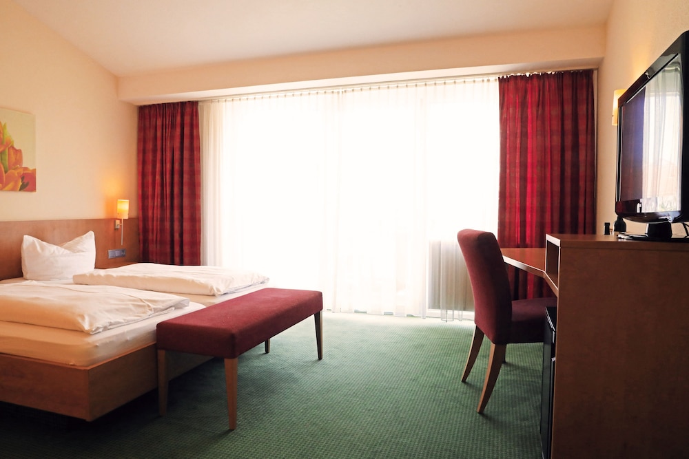 OCHSEN HOTEL 13/55