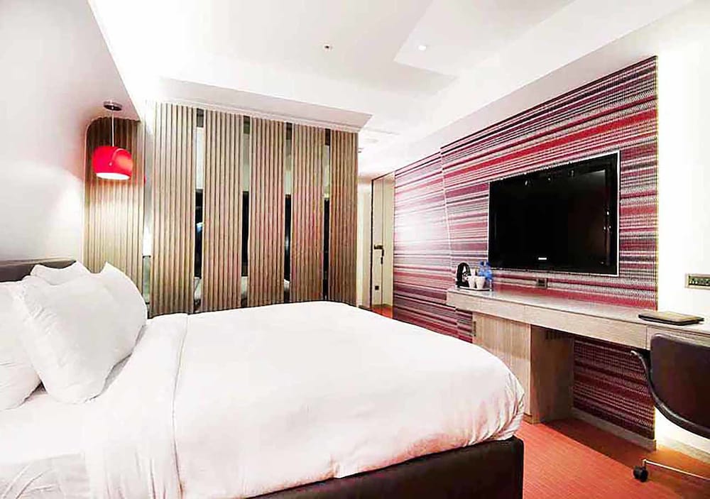 Royal Hotel Group Central Park Branch 16/36