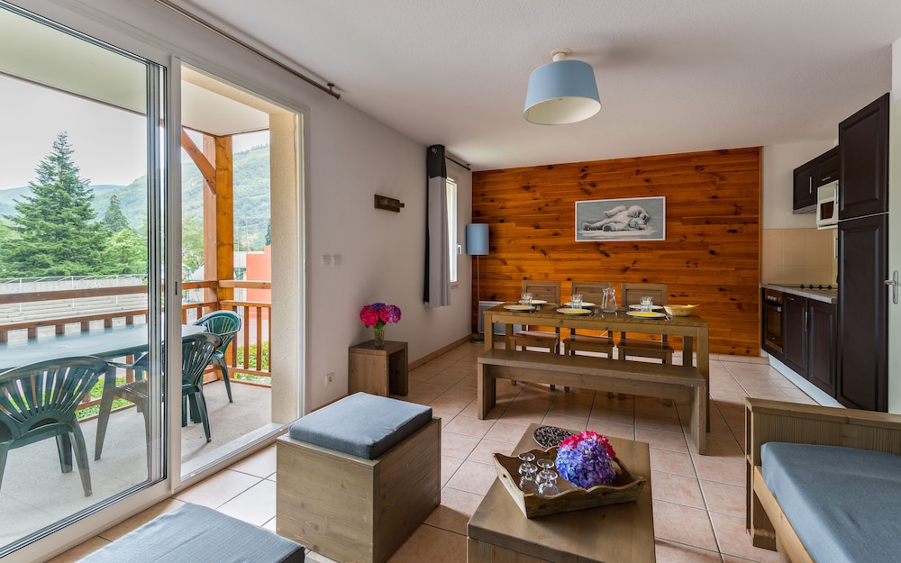 Lagrange Vacances Le Belvedere 15/19