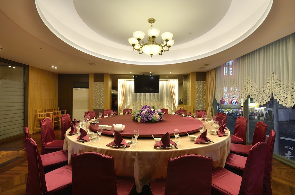 EVER DELIGHTFUL BUSINESS HOTEL 53/61