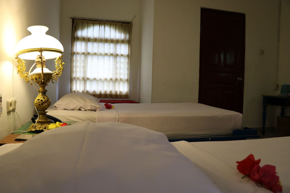 Puri Bunga Beach Cottages Lombok 22/73