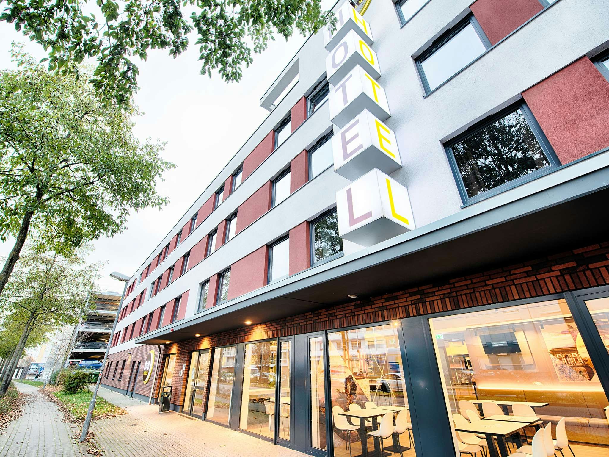B&B Hotel Kaiserslautern 1/50