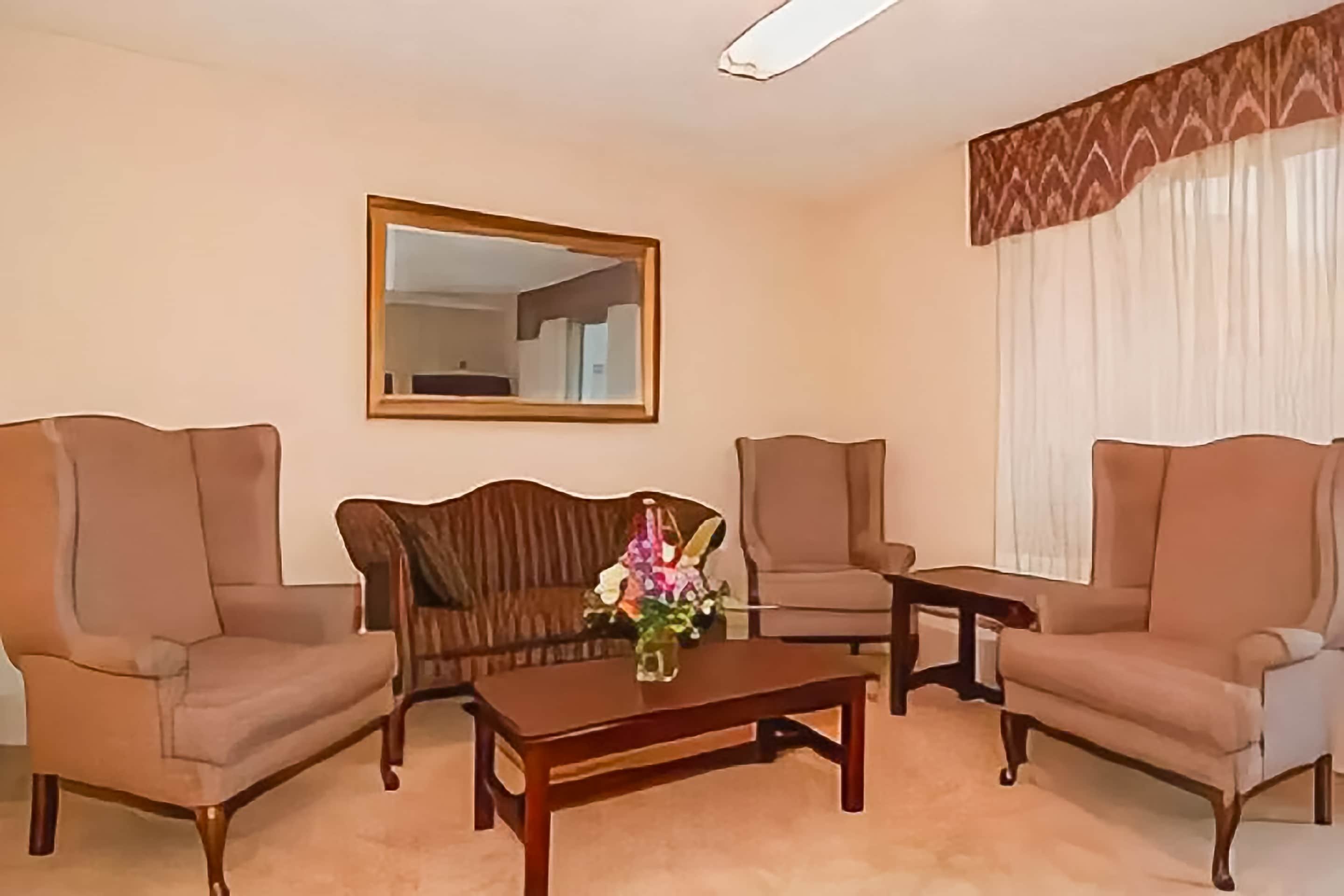 OYO Hotel Doswell Kings Dominion 12/15