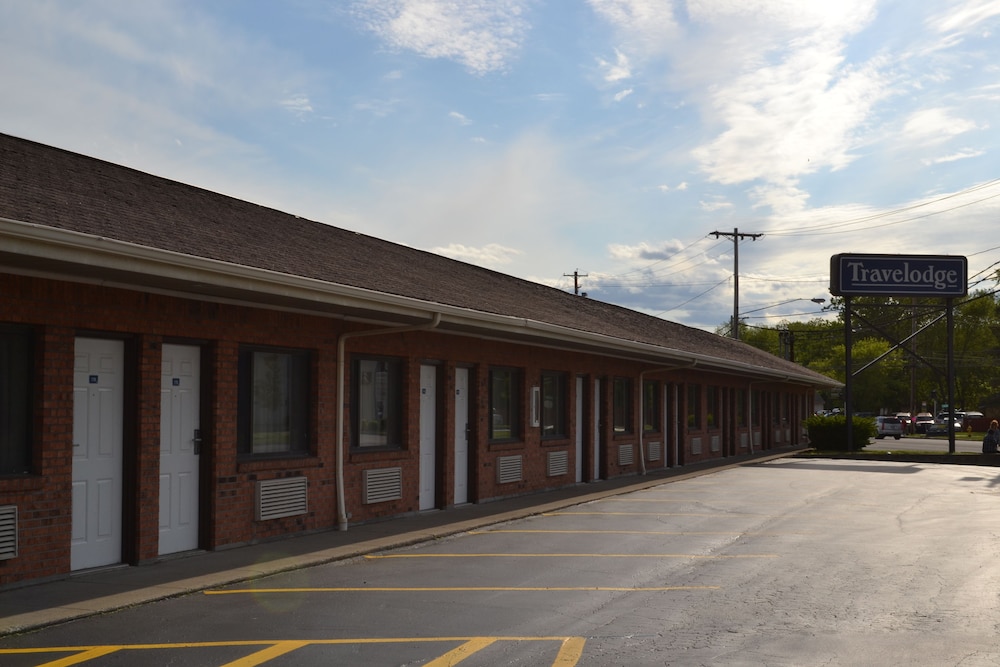Travelodge by Wyndham Niagara Falls 25/32