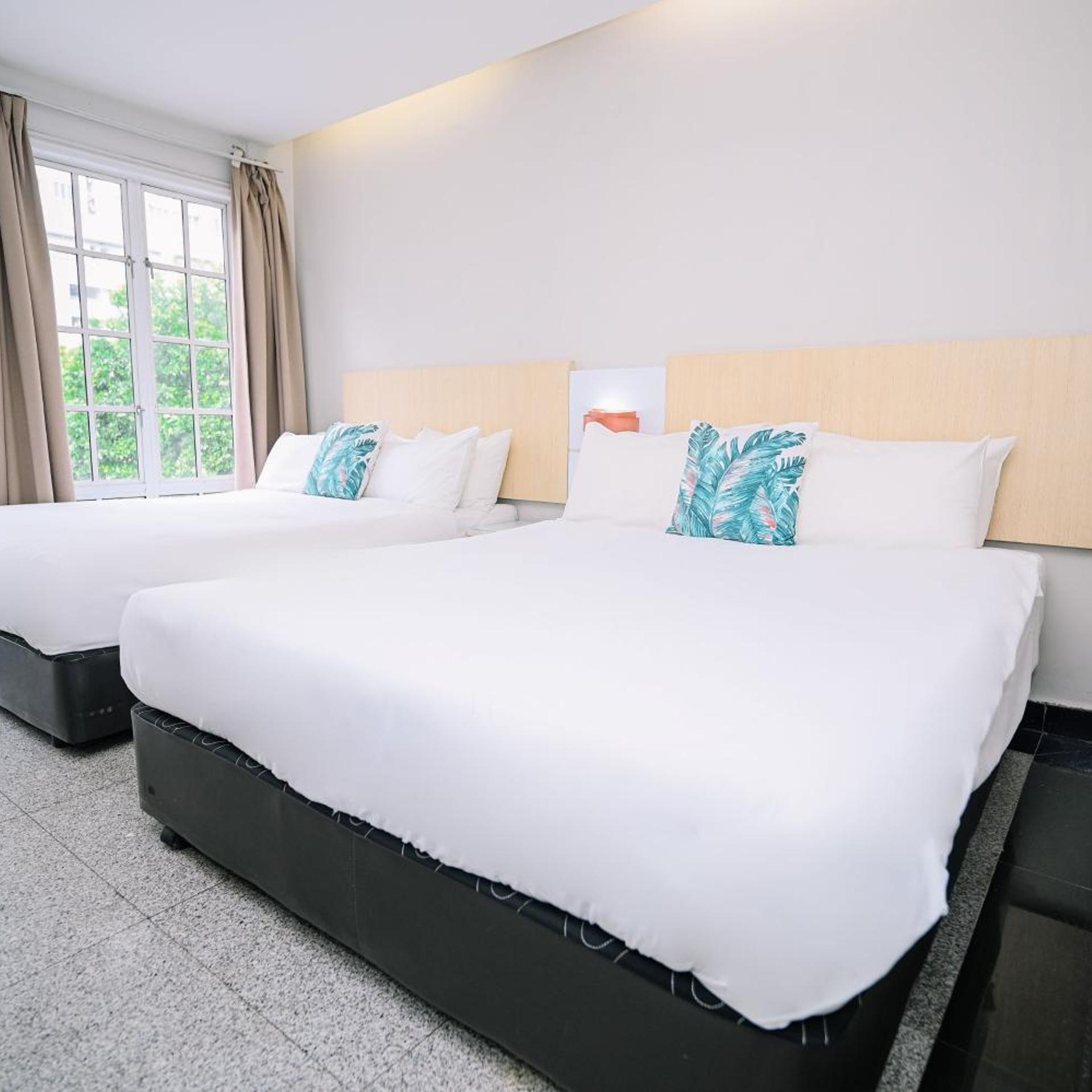 Swing & Pillows at Subang SS15 10/44