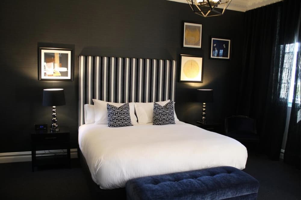Mrs Banks Boutique Hotel 8/50