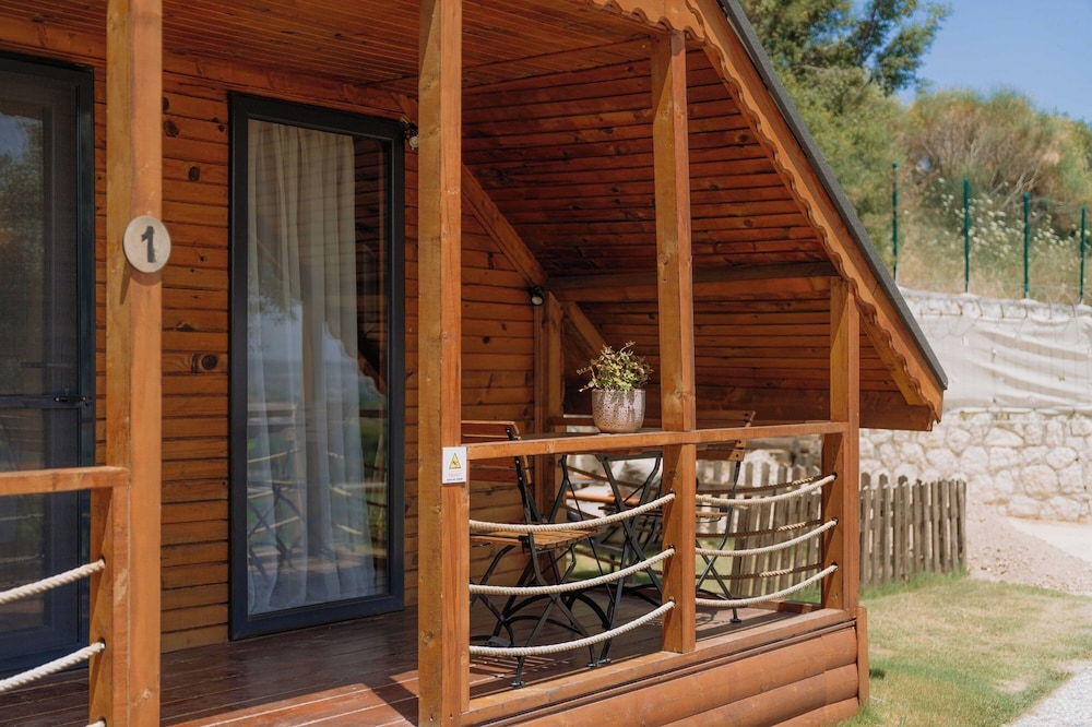 Doors Urla Hotel & Bungalows 3/50