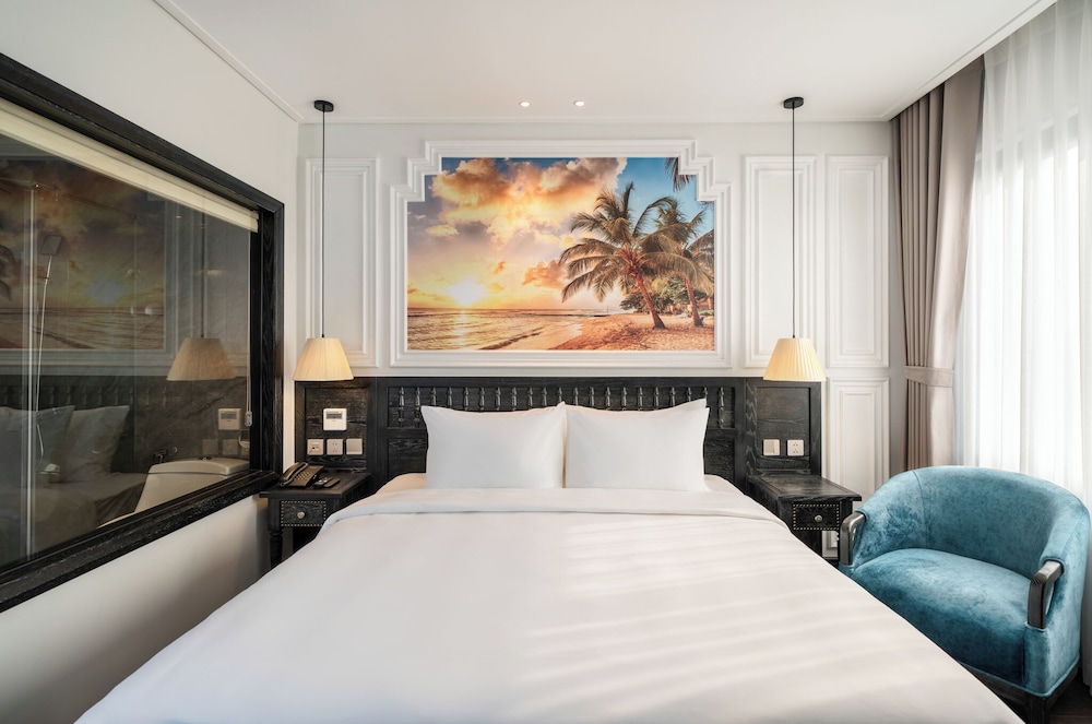 Luxe Paradise Premium Hotel 20/50