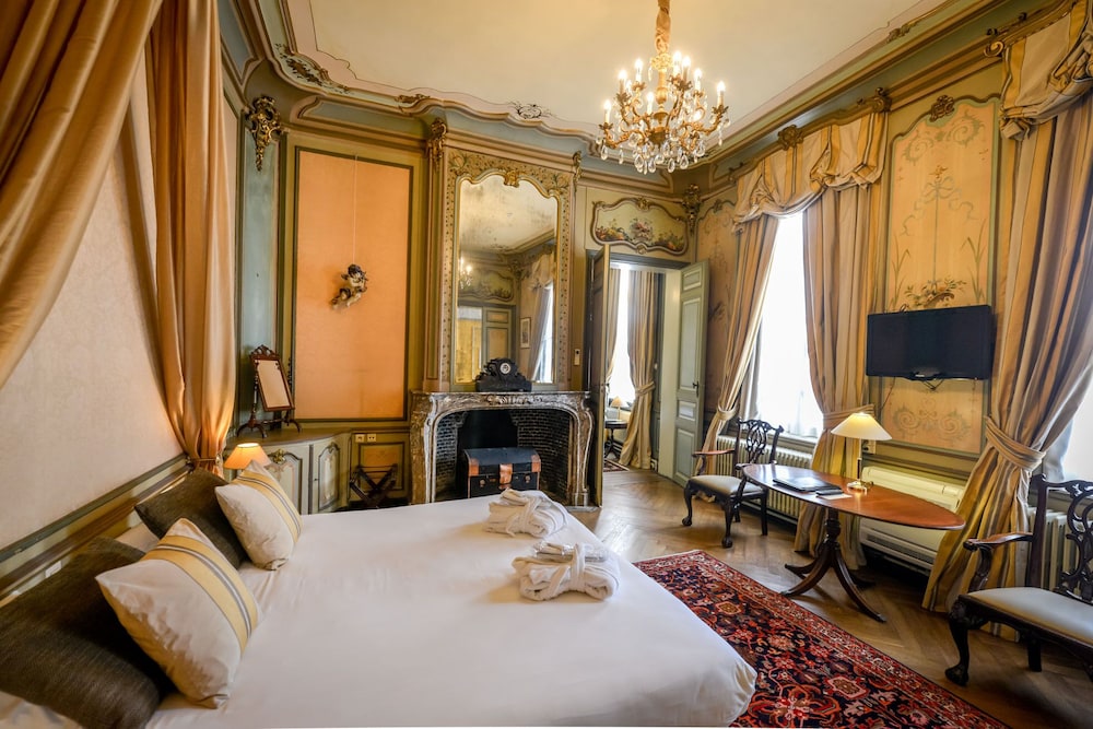 JUNIOR SUITE, TRIPLE