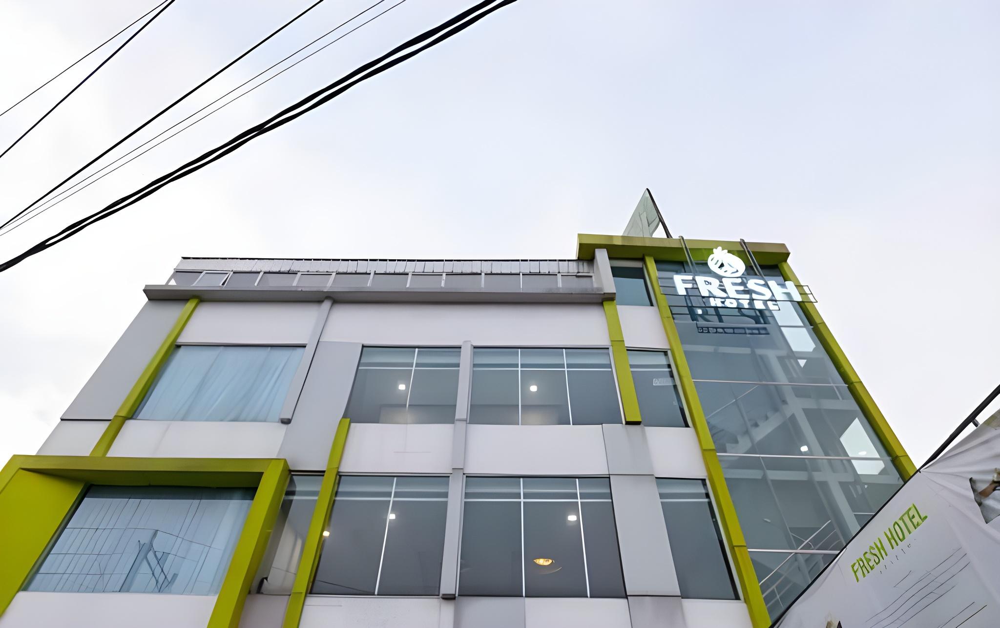 Fresh Hotel Sukabumi 2/35