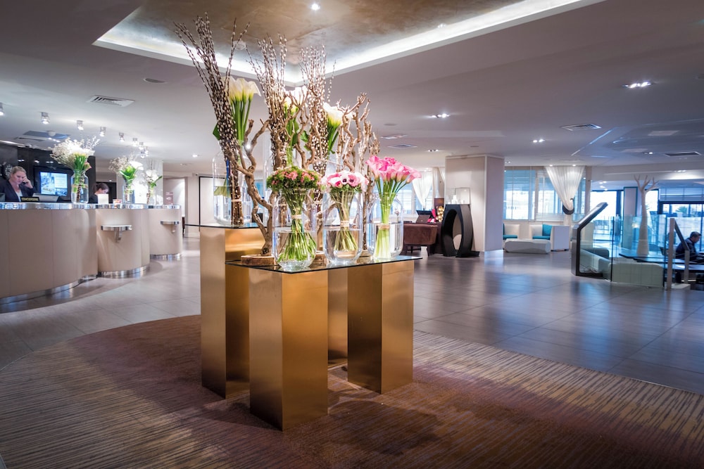 Sofitel Marseille Vieux Port Hotel 3/50
