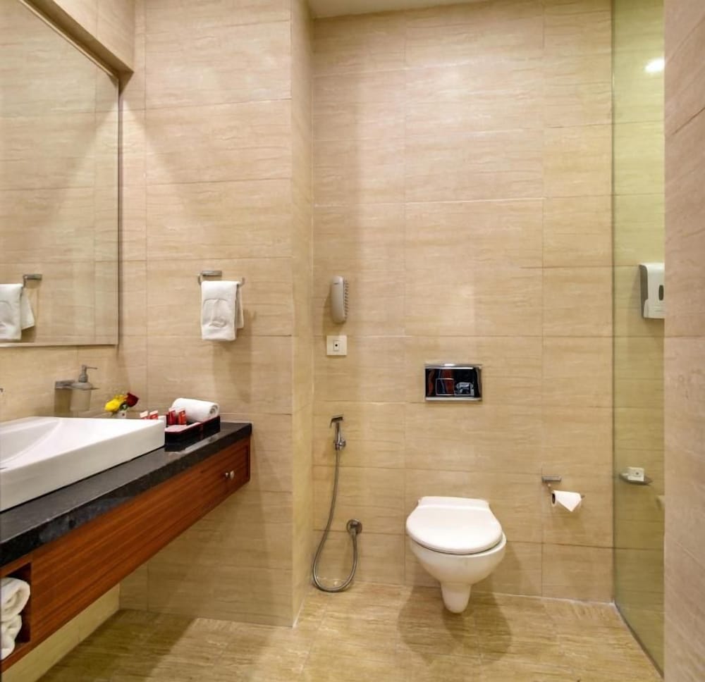 Lords Eco Inn Shapar 27/27