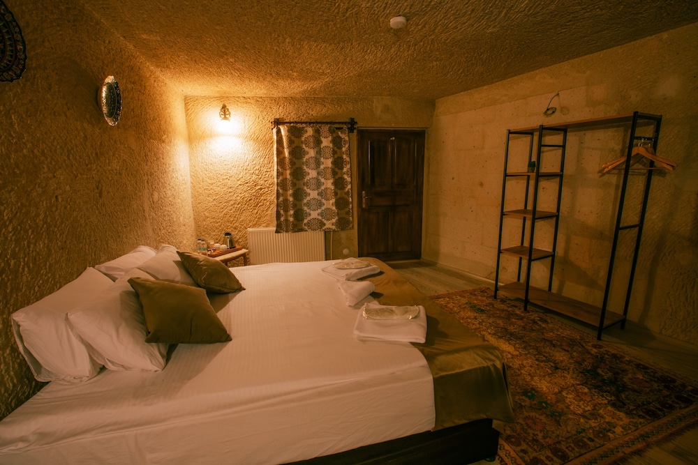 Mia Cappadocia Cave Hotel 8/50