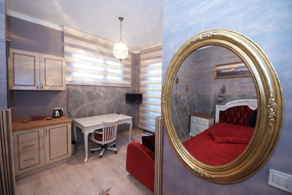 Galatolia Suites 30/50