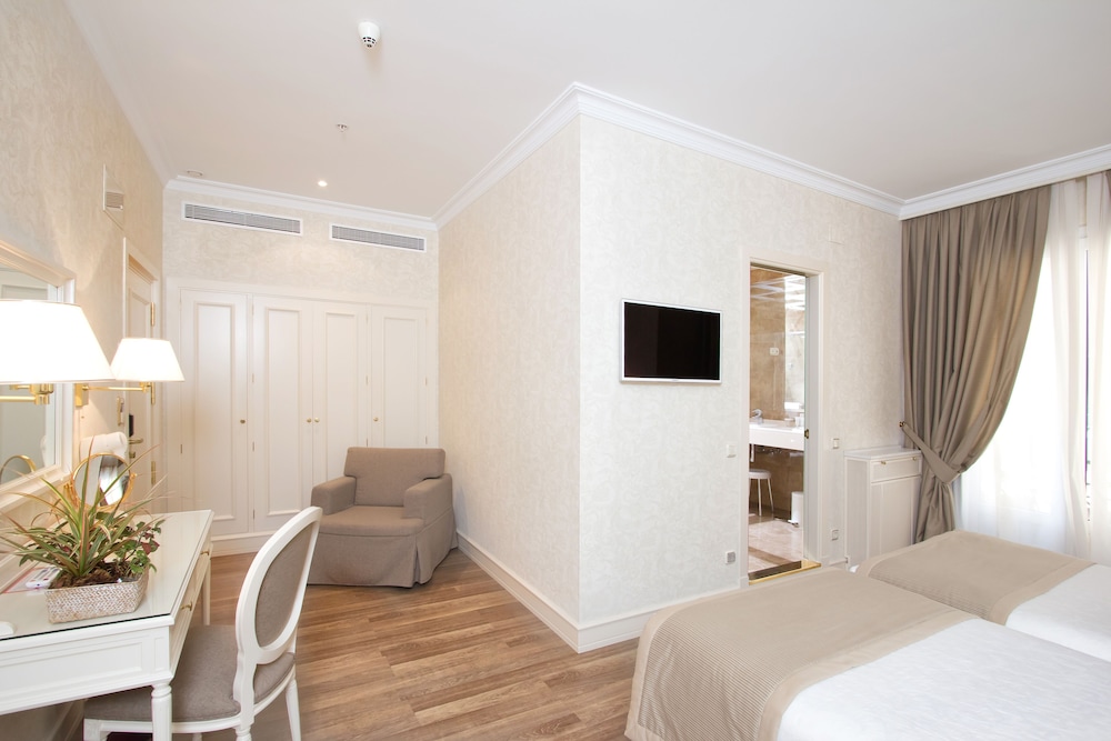 Hotel Atlantico Madrid 43/74