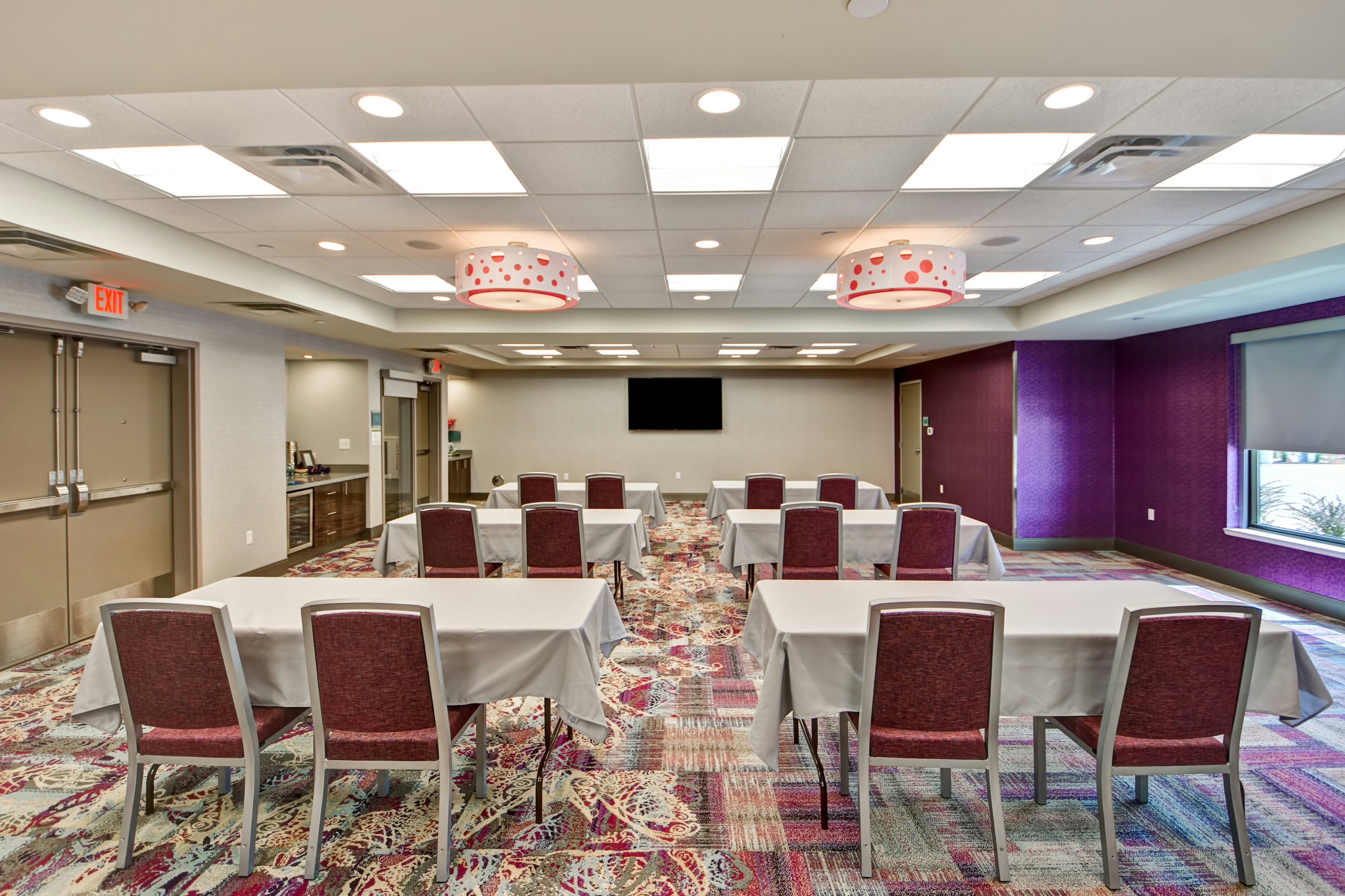 Home2 Suites By Hilton Kansas City Airport 14/20