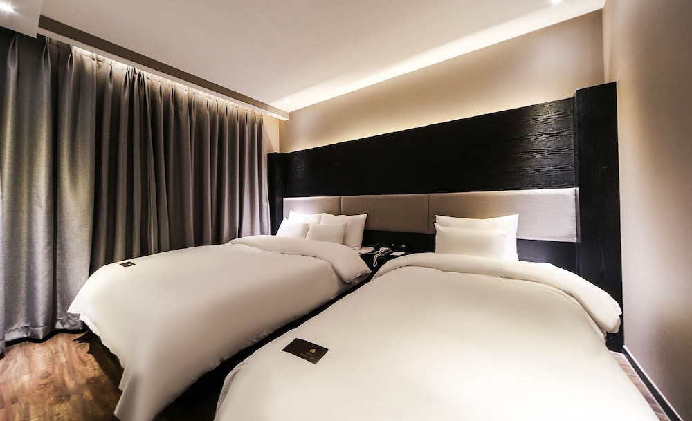 Hotel Frenchcode 11/50