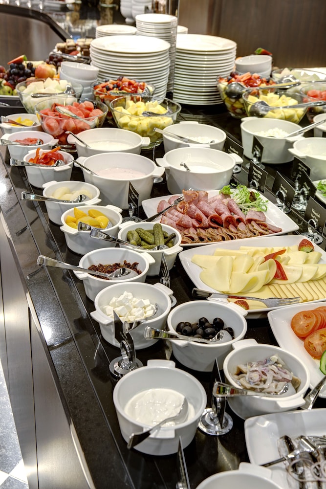 Palace Hotel Tallinn, a member of Radisson Individuals 26/70