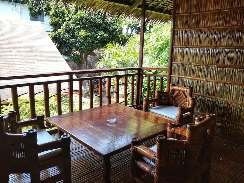 El Galleon Beach Resort Asia Divers 53/68