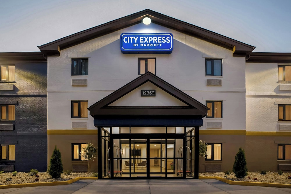Extended Stay America Newport News I 64 Jefferson Ave 7/66