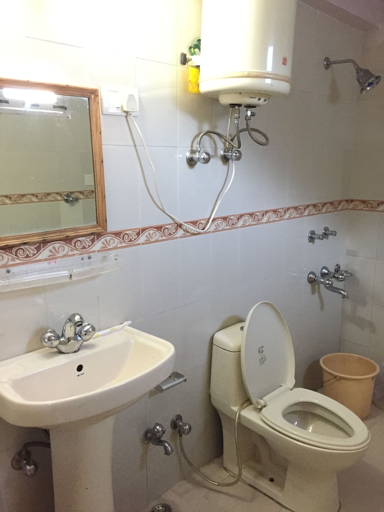 Devdhar Hilltop Cottages 30/31