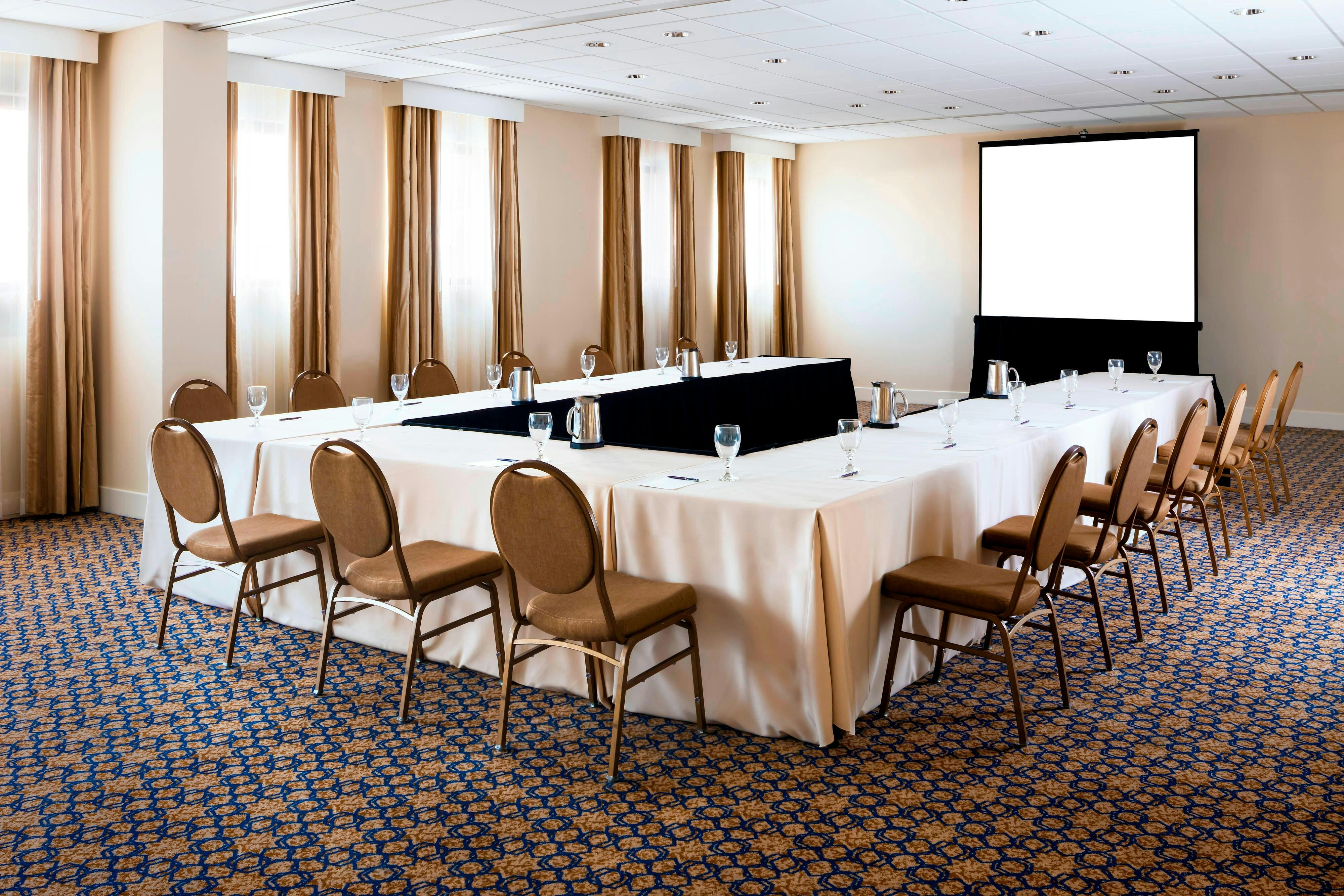Sheraton Pittsburgh Hotel At Station Square 4/7