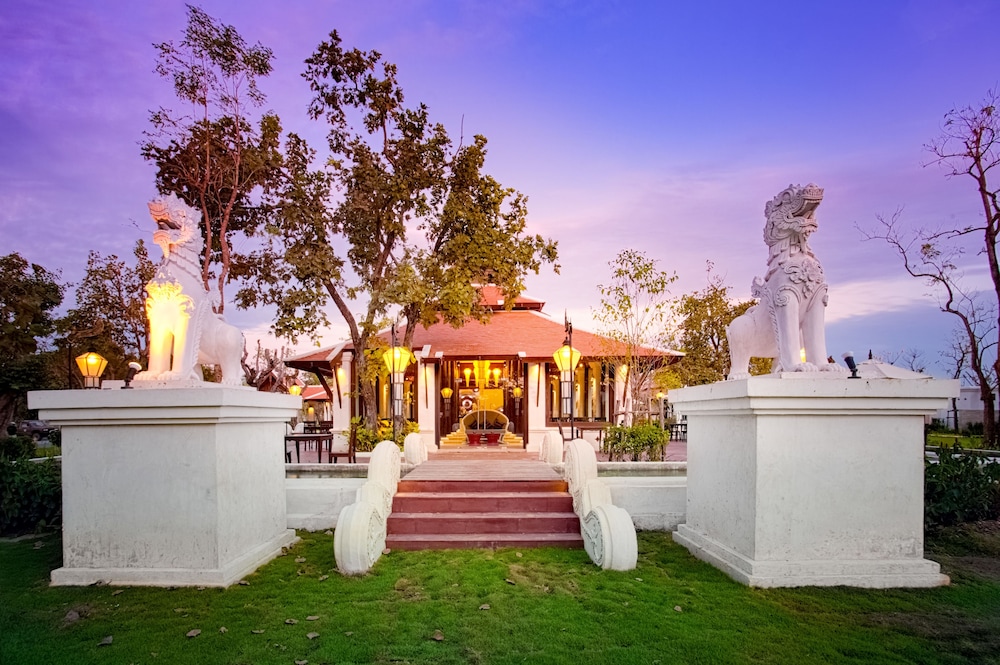 SRIWILAI SUKHOTHAI 39/43