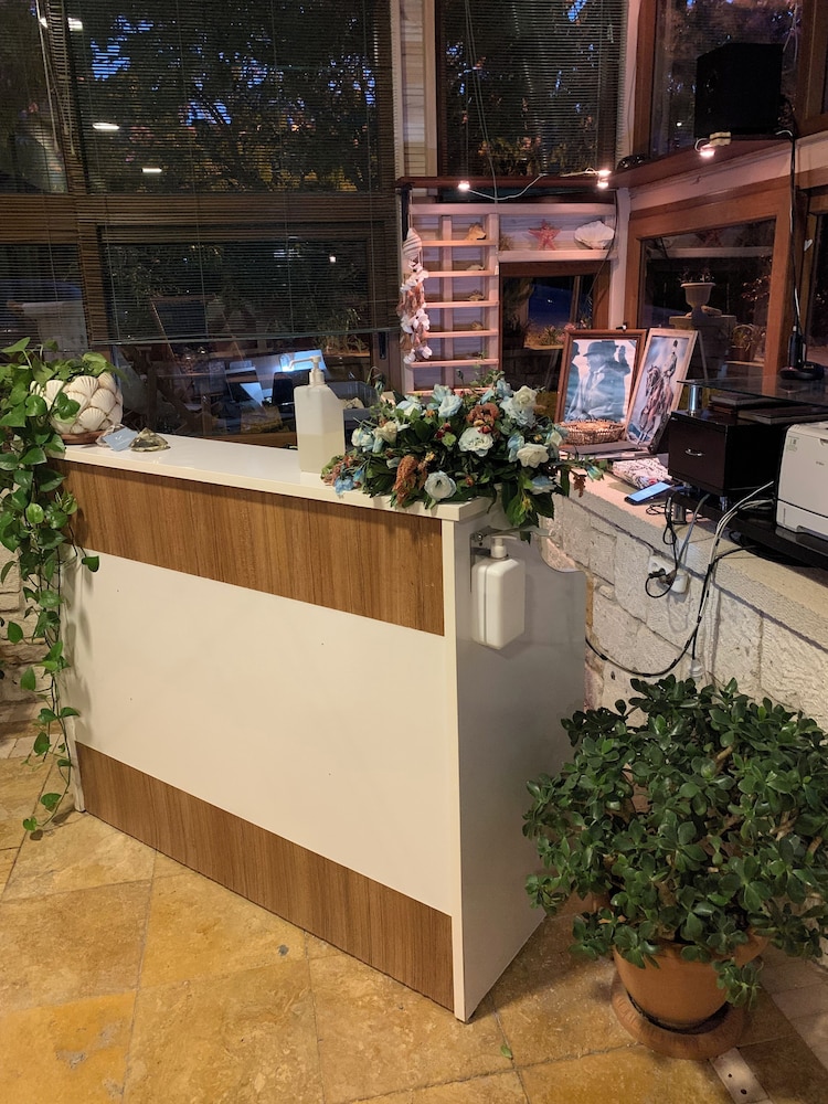 Cesmekes Butik Otel 9/50